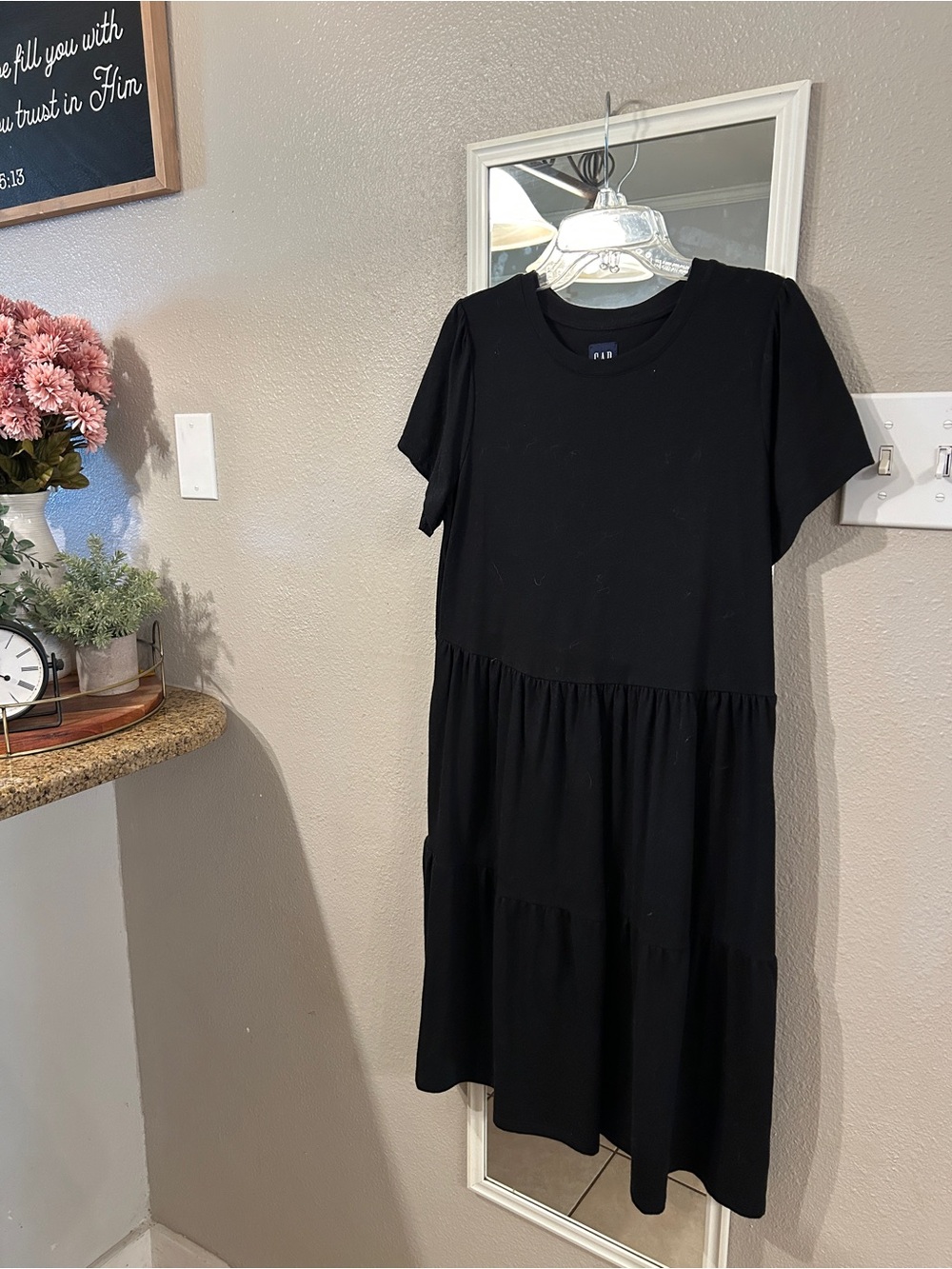 Small Tall 37” Babydoll Dress - Black Tiered Short-Sleeve Dress - GAP